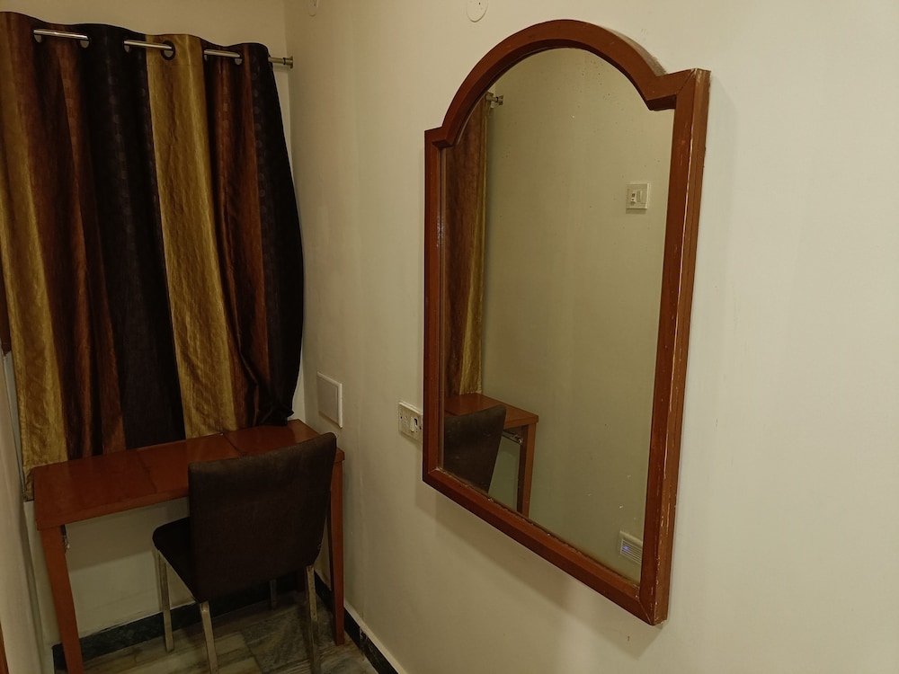 객실 내 식사 공간