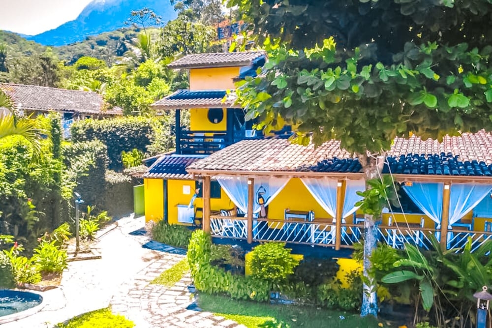 숙박 시설 정면