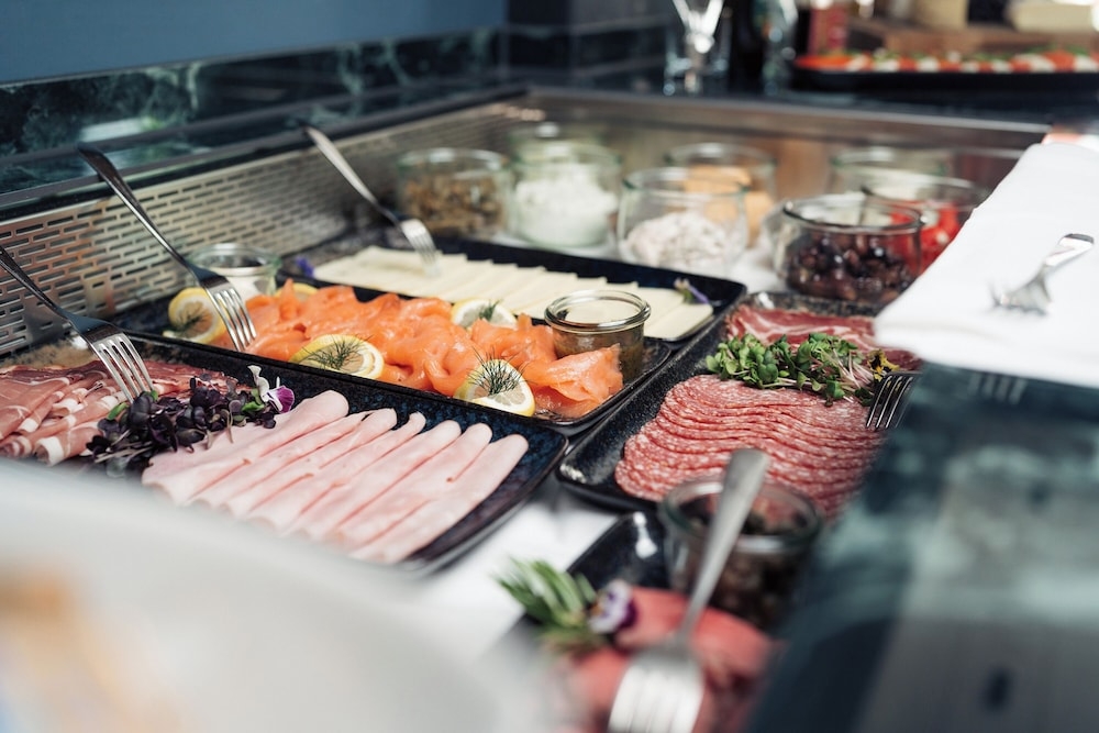 뷔페 아침 식사