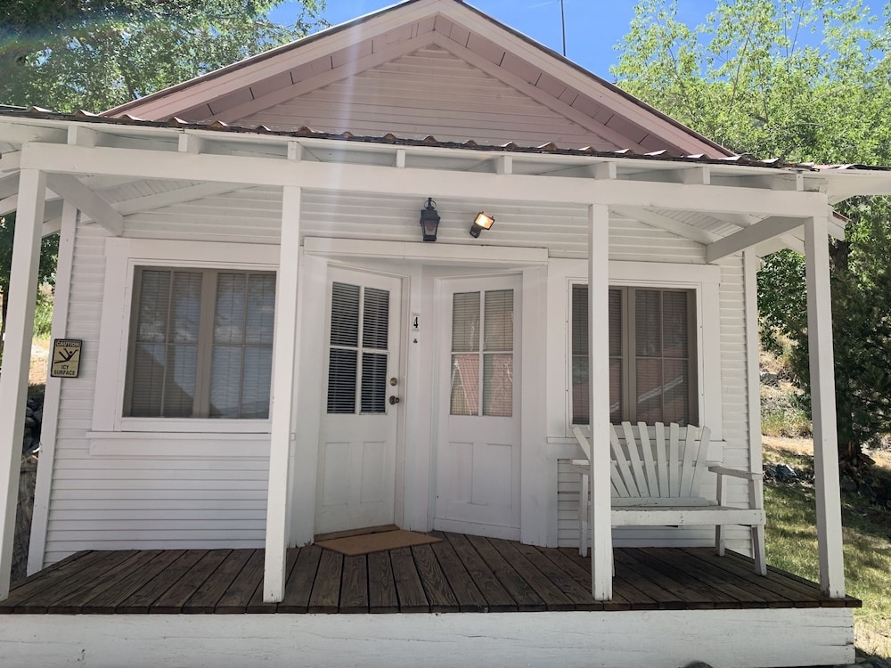 숙박 시설 정면