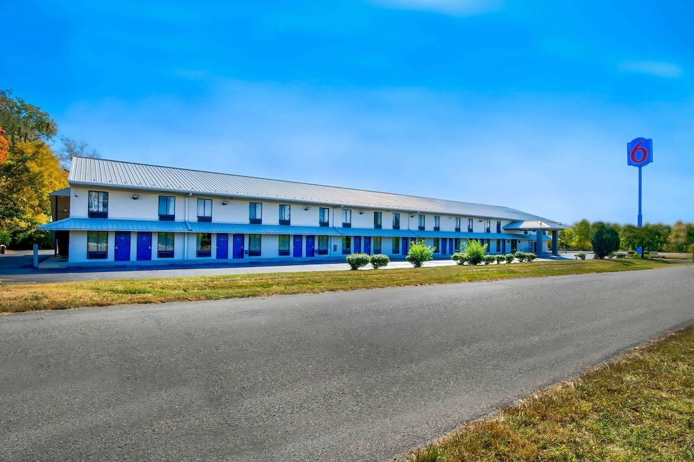 숙박 시설 정면