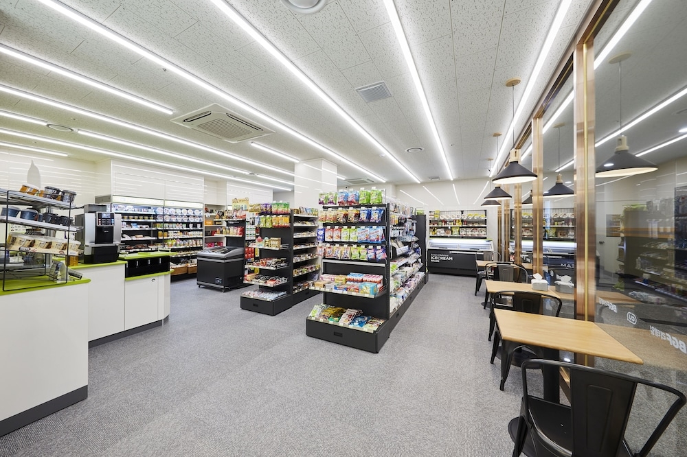 숙박 시설 내 편의 시설/서비스