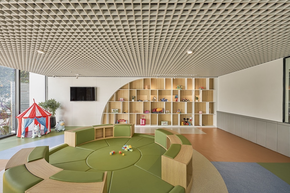 어린이 놀이 공간 - 실내
