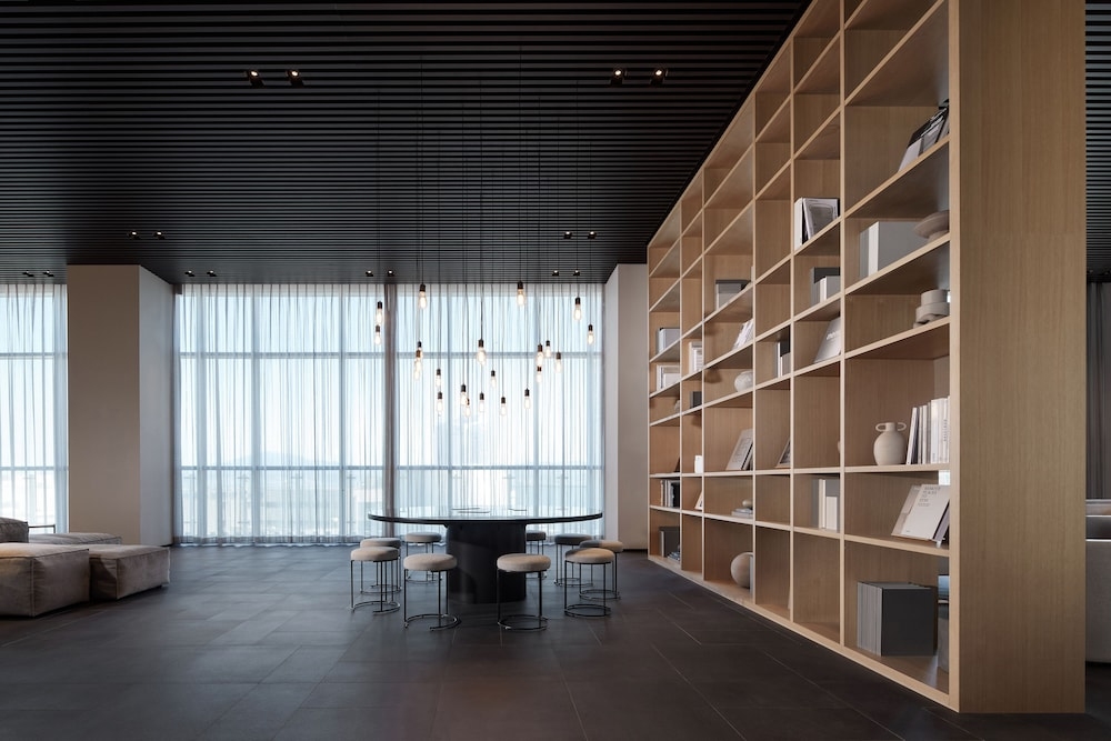 로비 좌석 공간