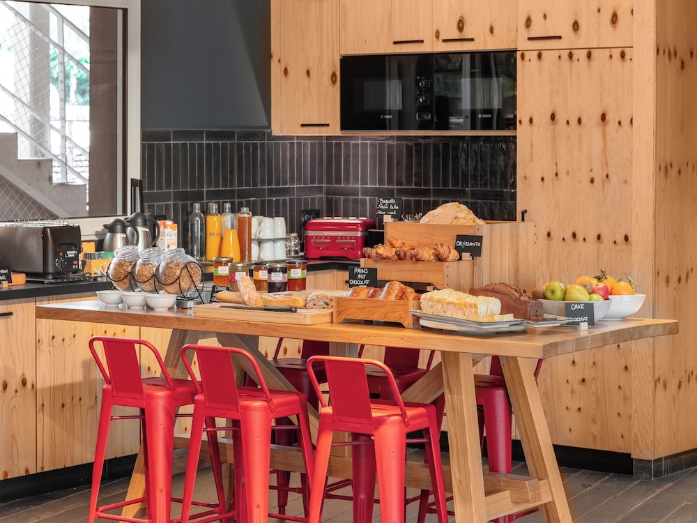 뷔페 아침 식사