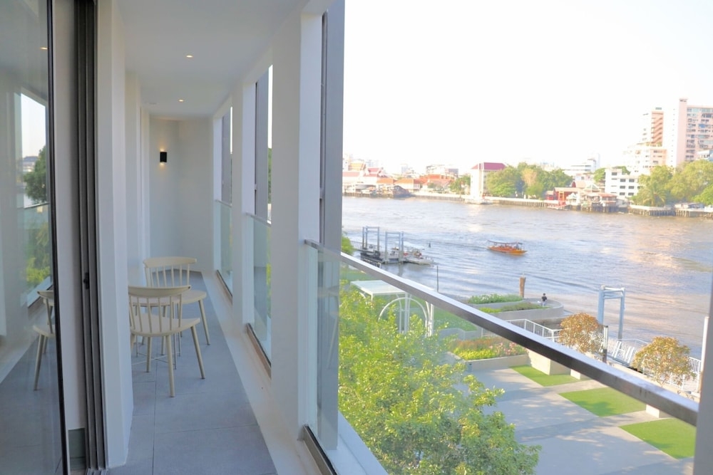 숙박 시설 정면