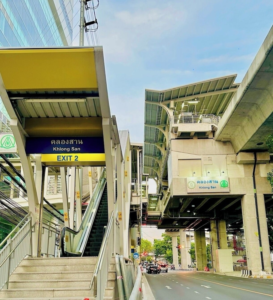 숙박 시설 정면