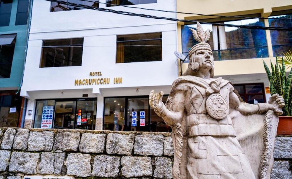 숙박 시설 정면