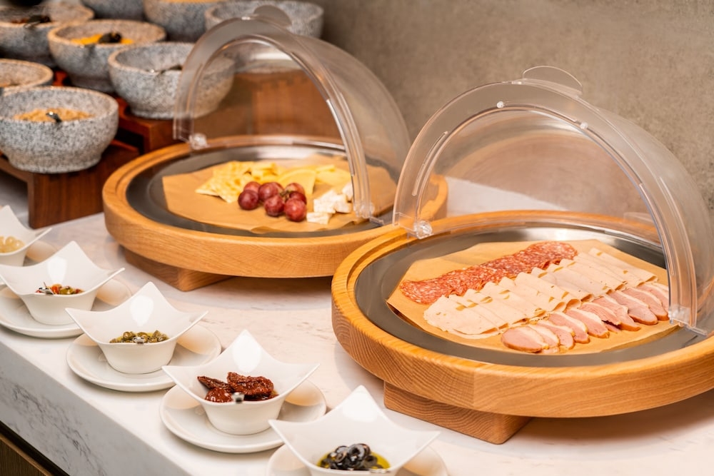 뷔페 아침 식사