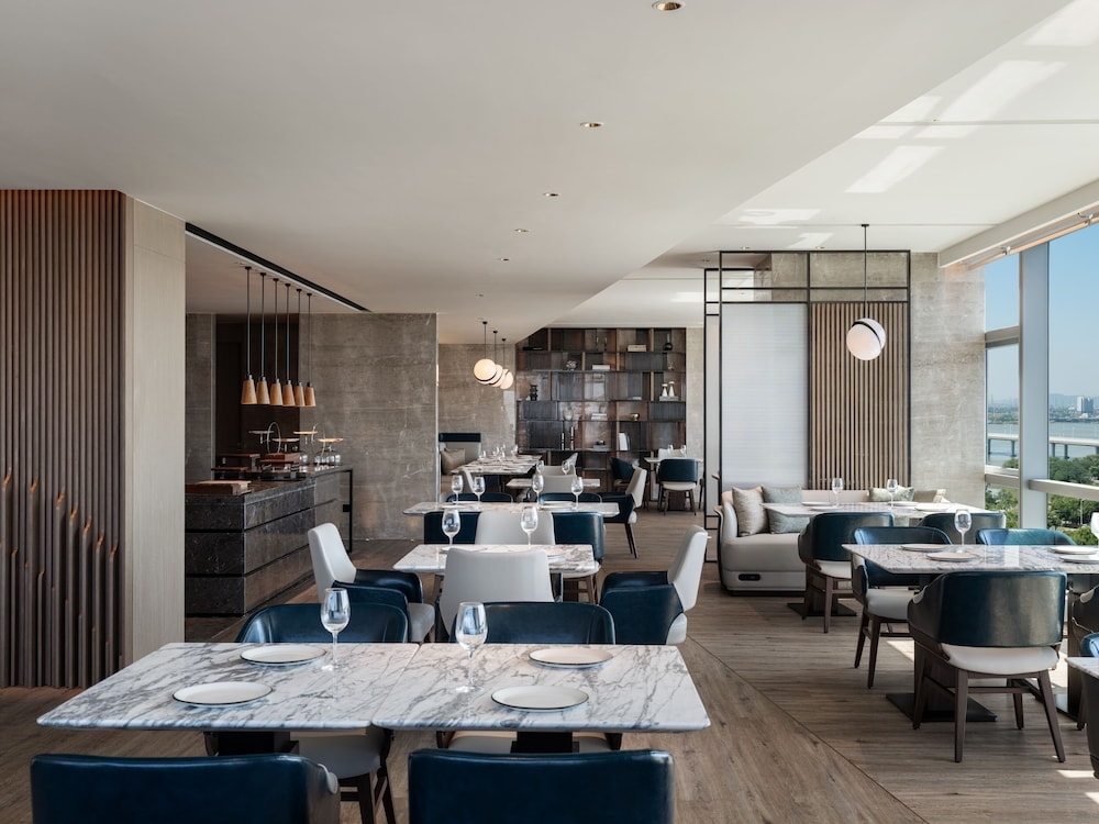 이그제큐티브 라운지