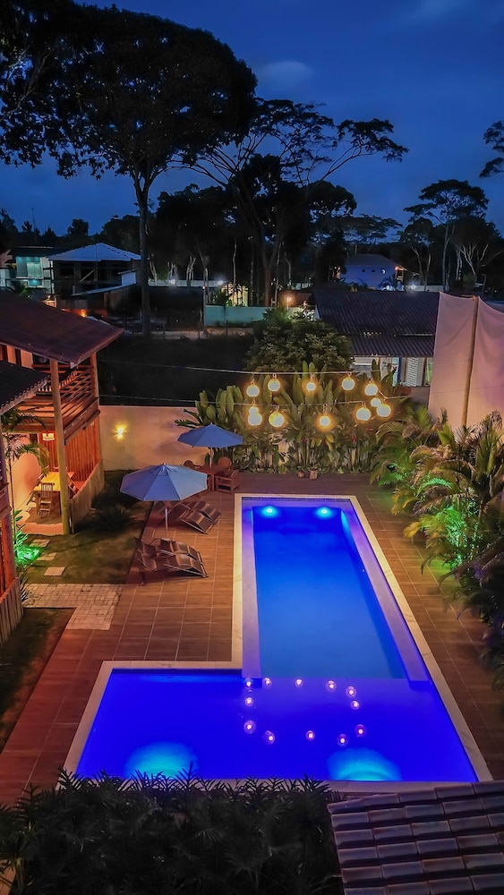 숙박 시설 정면