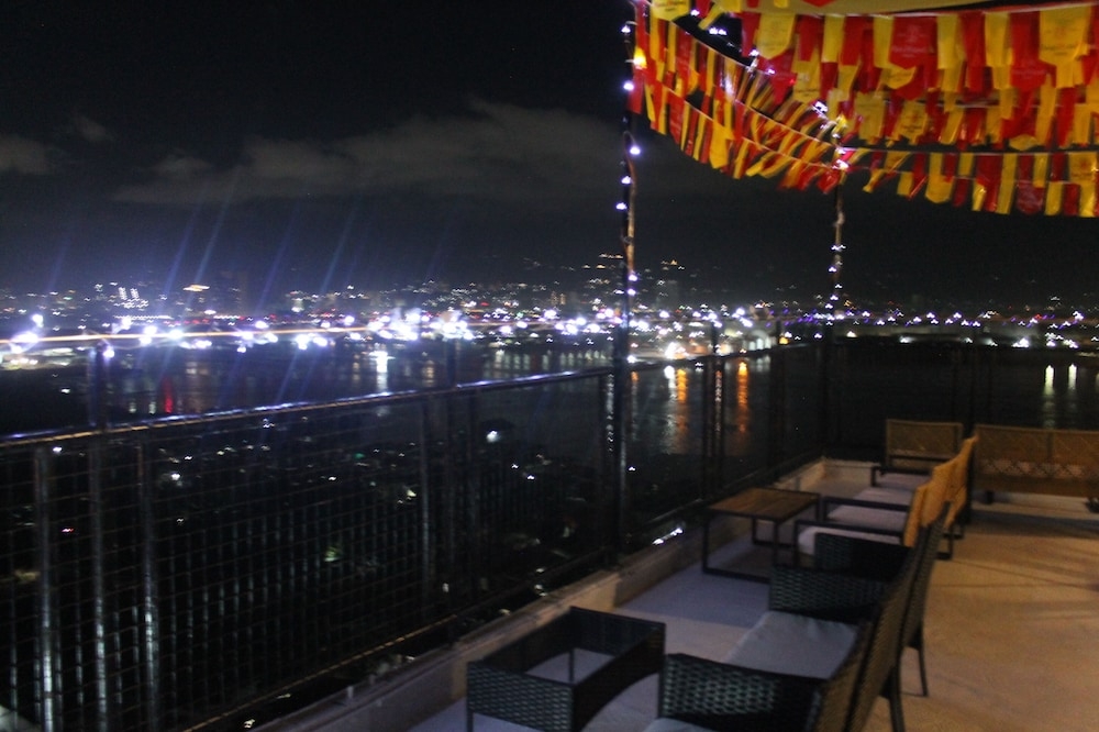 바(숙박 시설 내)