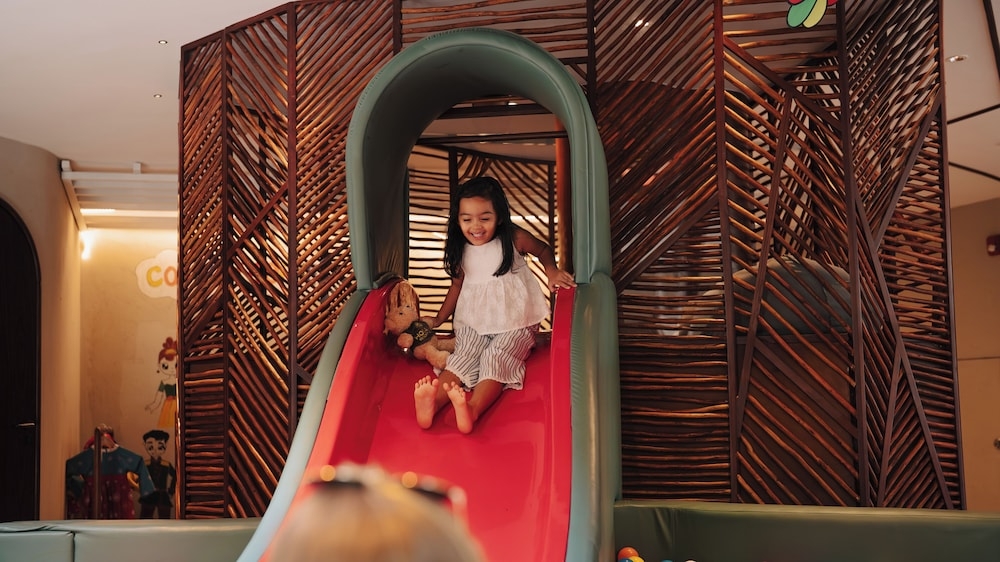 어린이 놀이 공간 - 실내