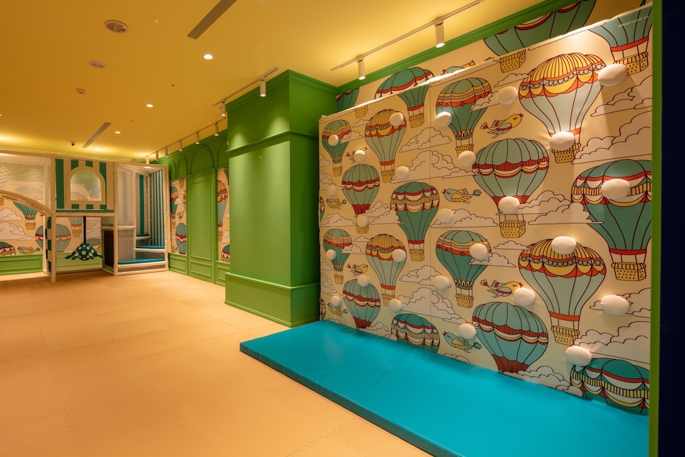 어린이 놀이 공간 - 실내