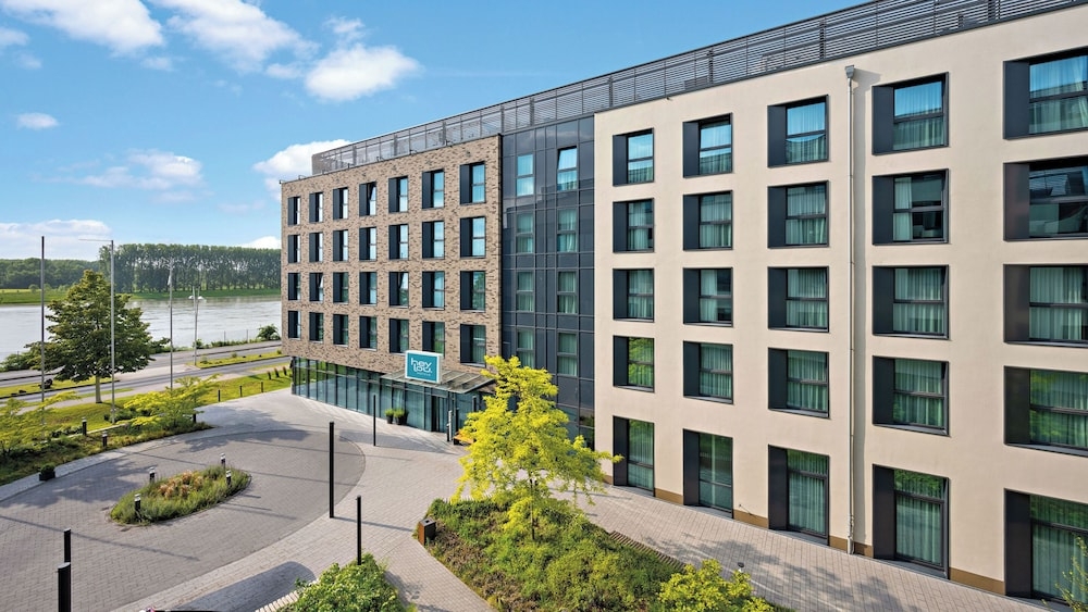 숙박 시설 정면