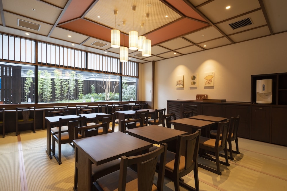 숙박 시설 내 편의 시설/서비스