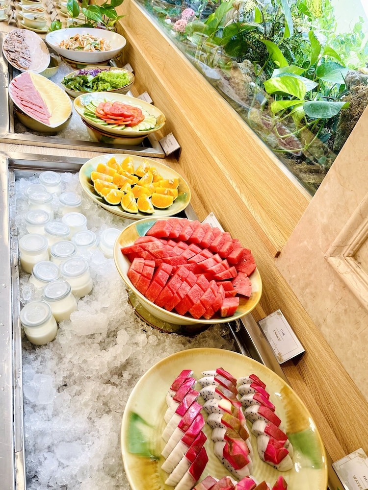 뷔페 아침 식사