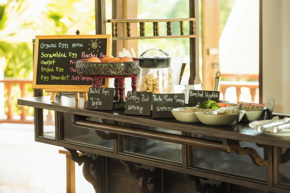 뷔페 아침 식사