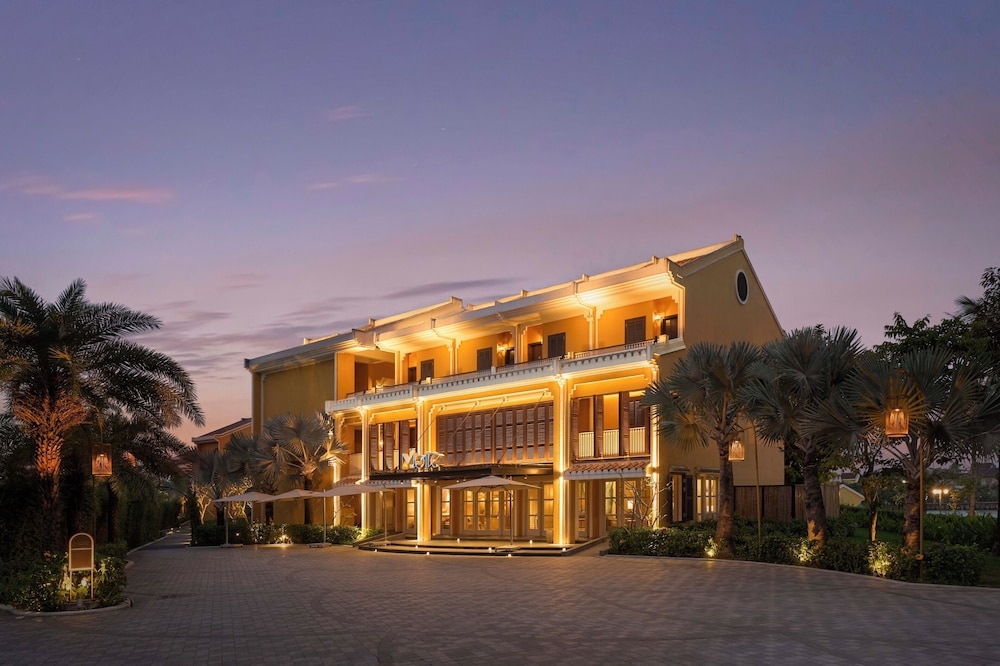 숙박 시설 입구