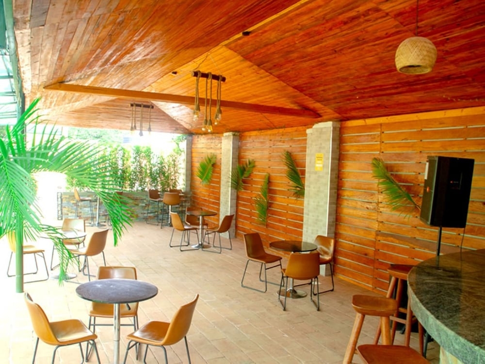 바(숙박 시설 내)