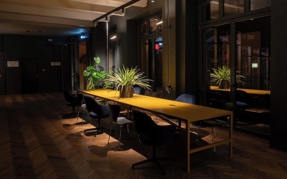 로비 좌석 공간