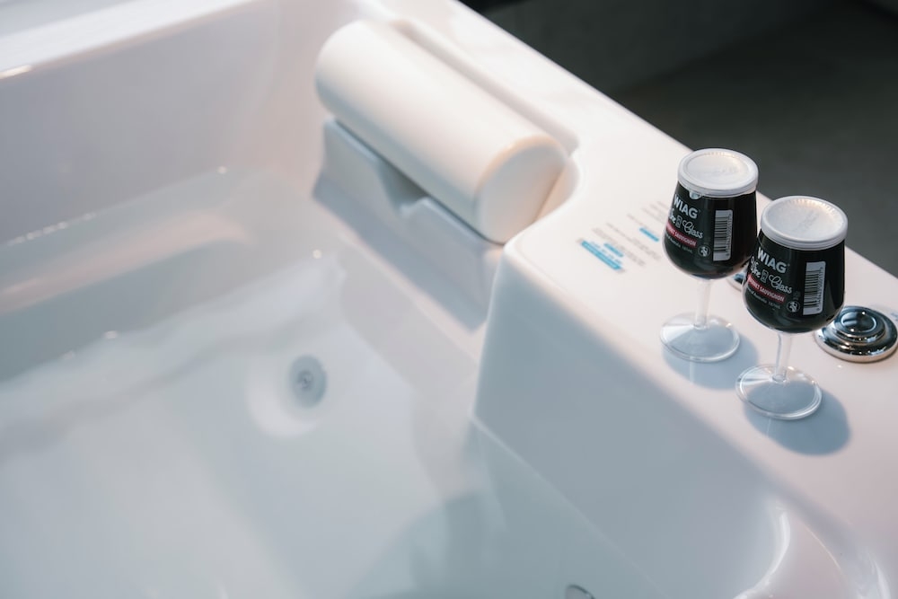 전용 스파 욕조