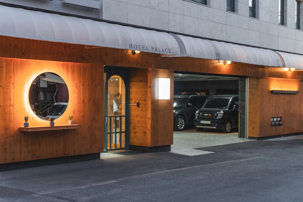 숙박 시설 정면