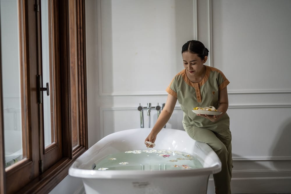 실내 스파 욕조