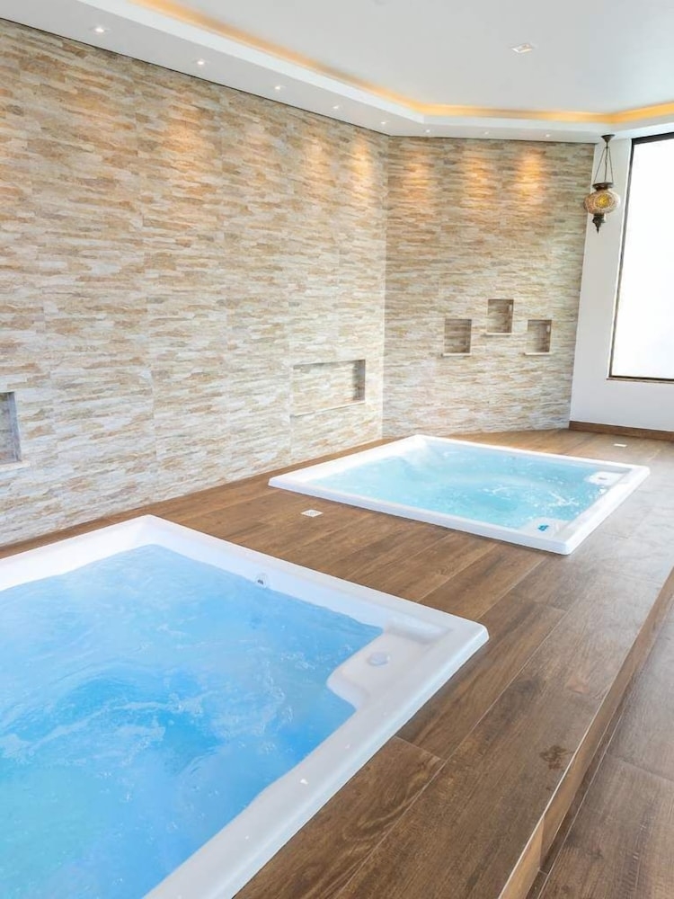 야외 스파 욕조