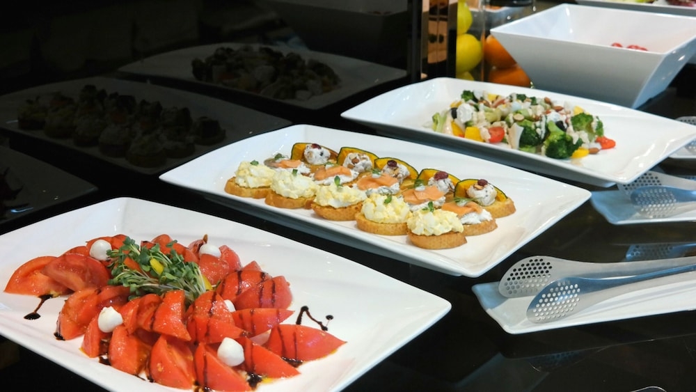 뷔페 아침 식사