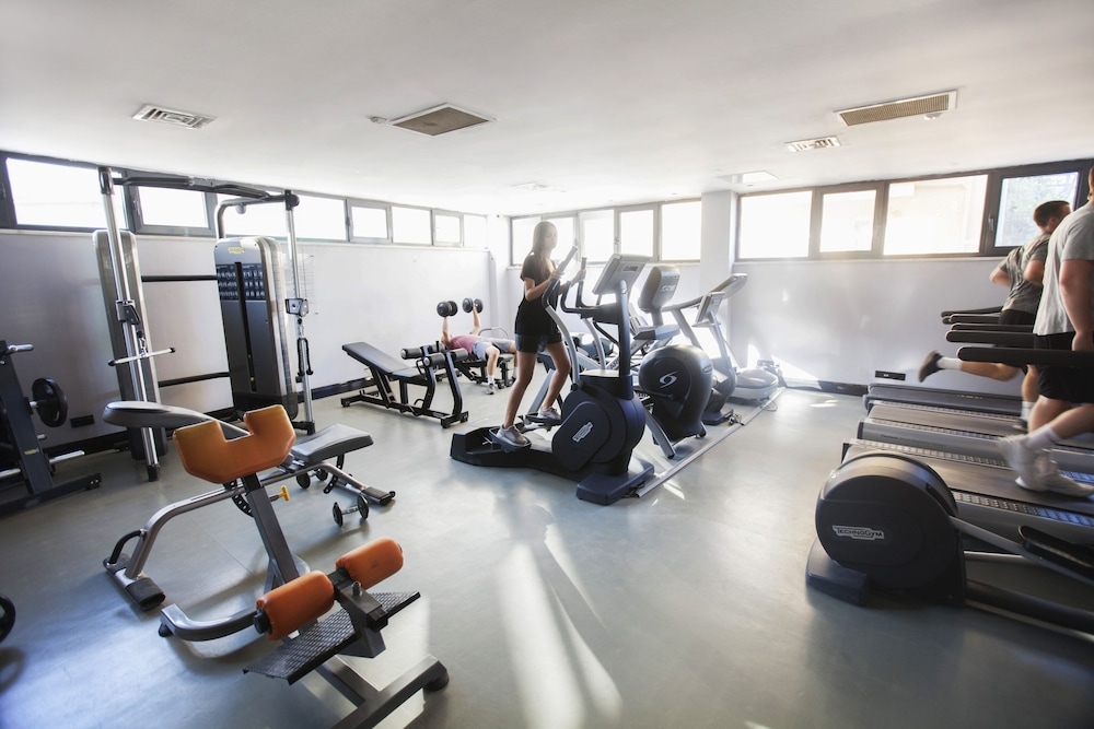 피트니스 시설