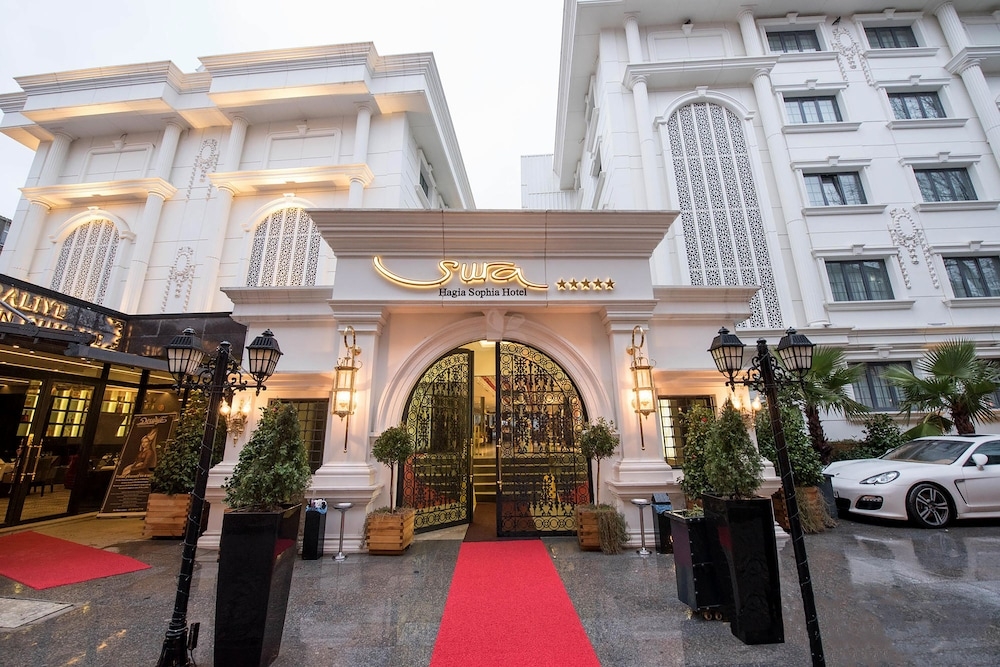 숙박 시설 정면