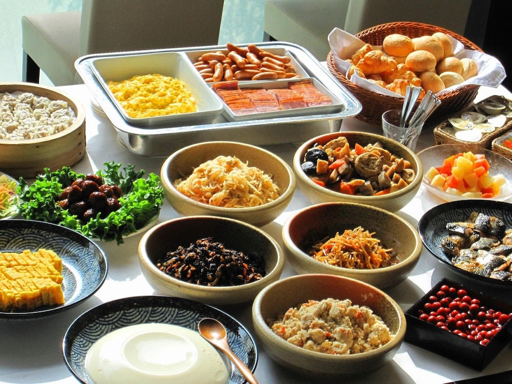 뷔페 아침 식사