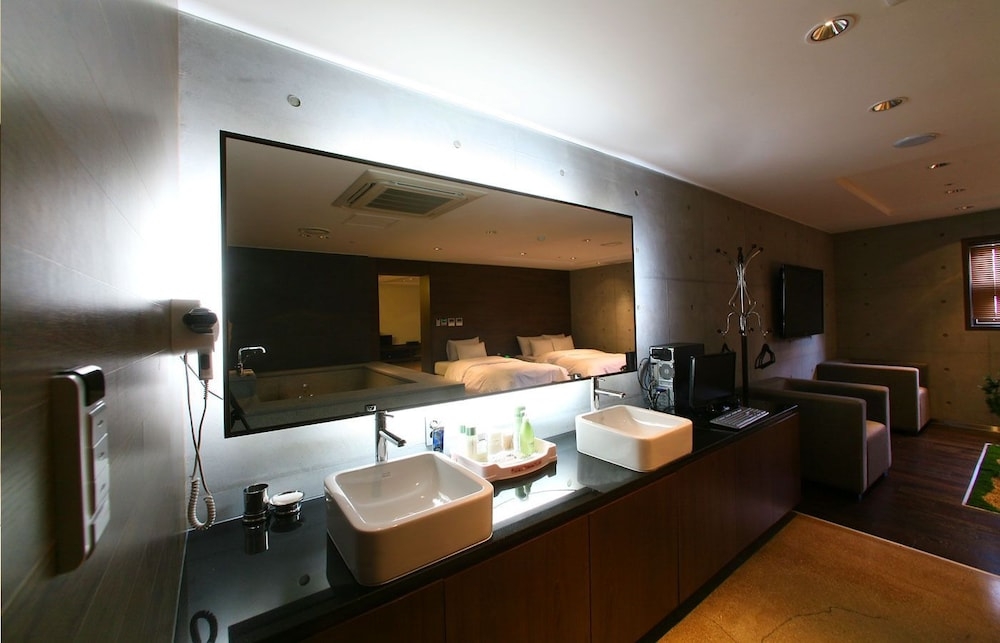 객실 내 편의 시설/서비스