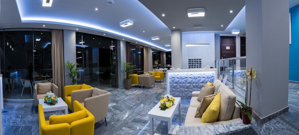 로비 좌석 공간