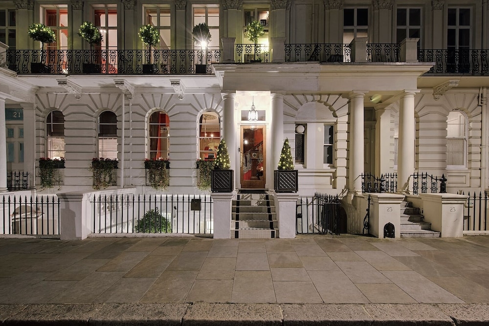 숙박 시설 정면