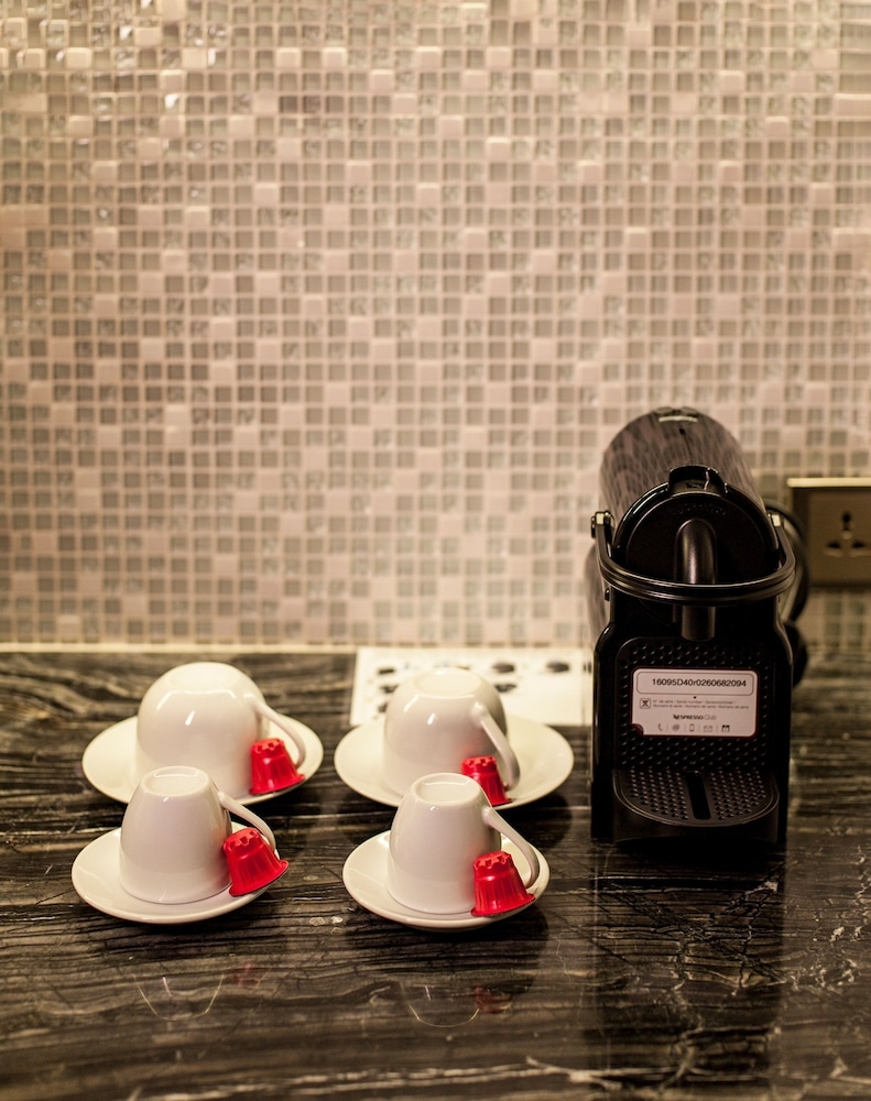 커피 및/또는 커피 메이커