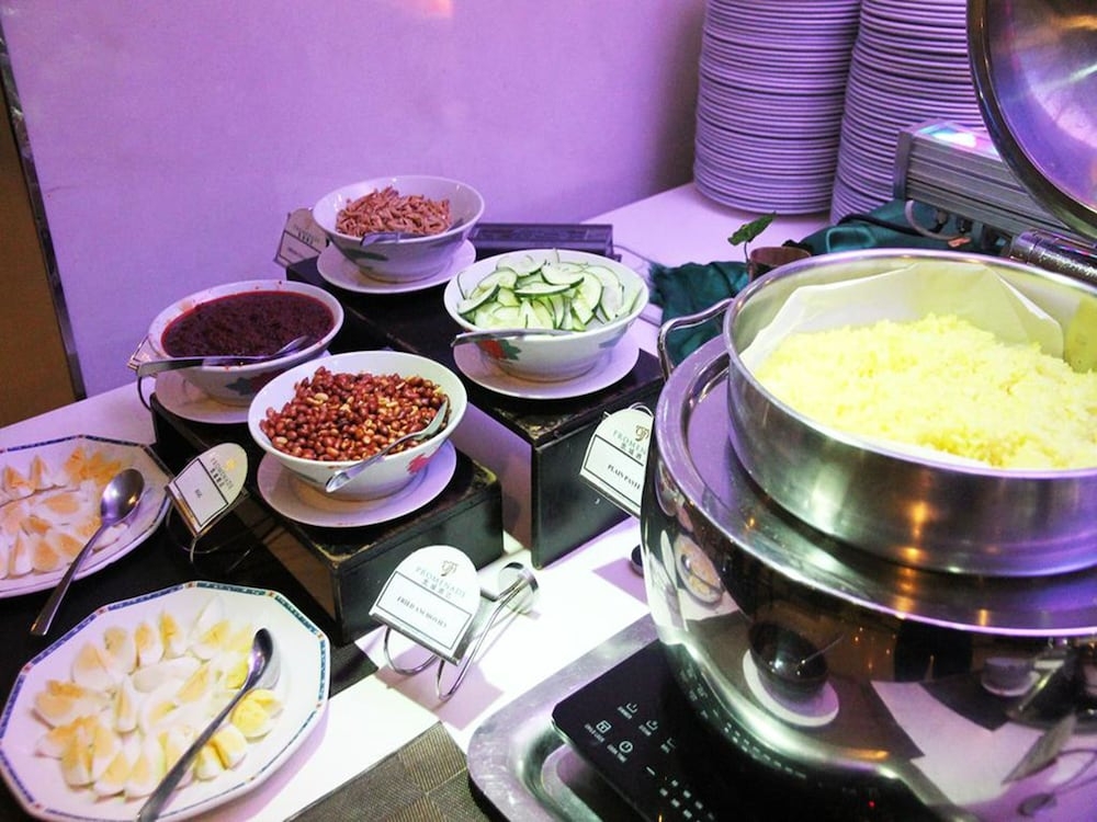 뷔페 아침 식사