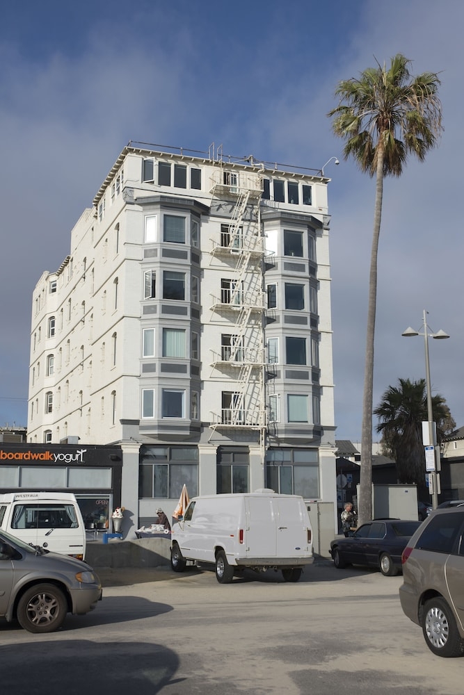 숙박 시설 정면