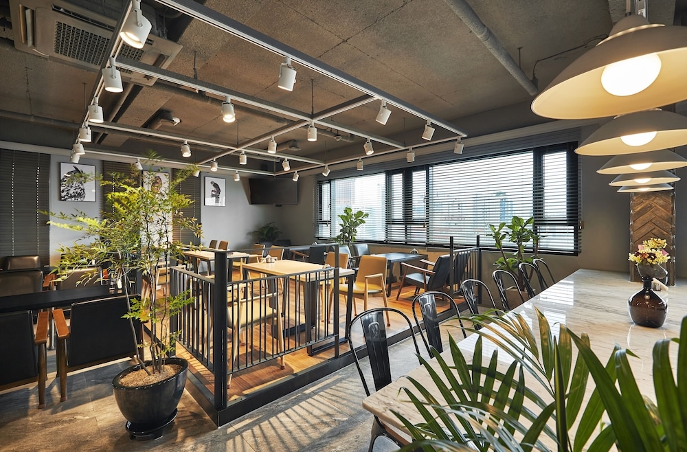 숙박 시설 내 편의 시설/서비스