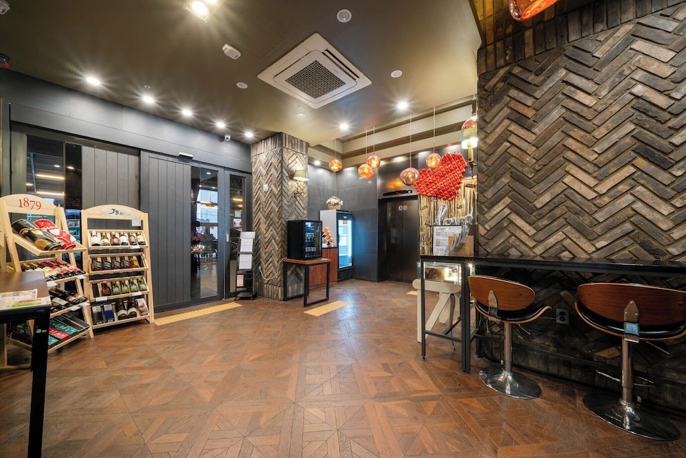 숙박 시설 정면