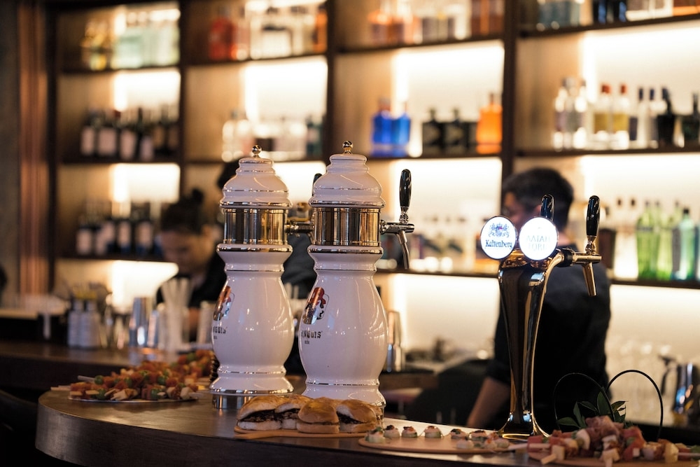 바(숙박 시설 내)