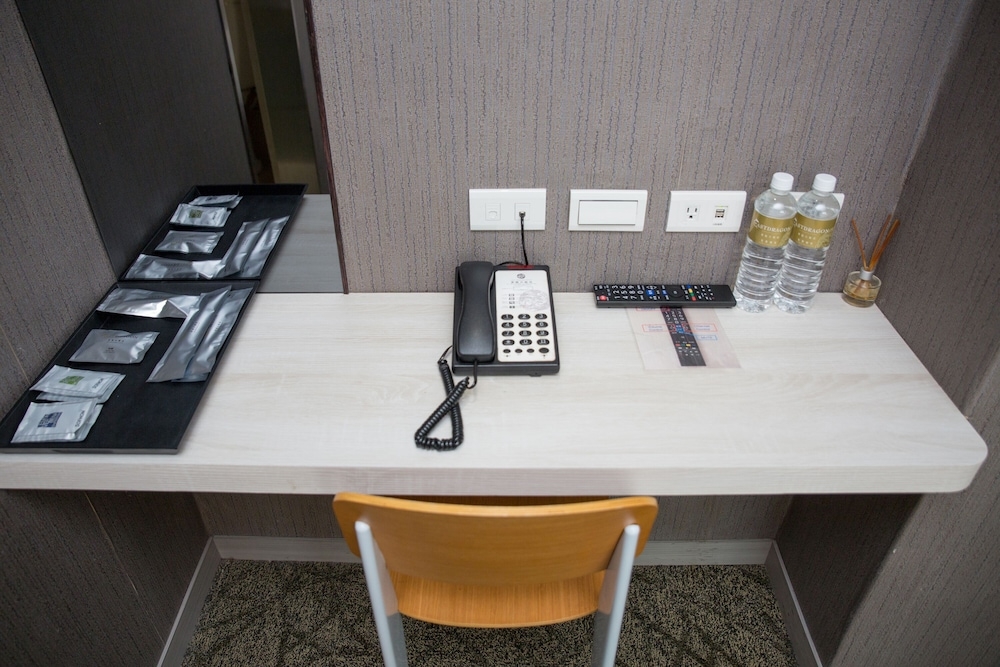 객실 내 비즈니스 센터