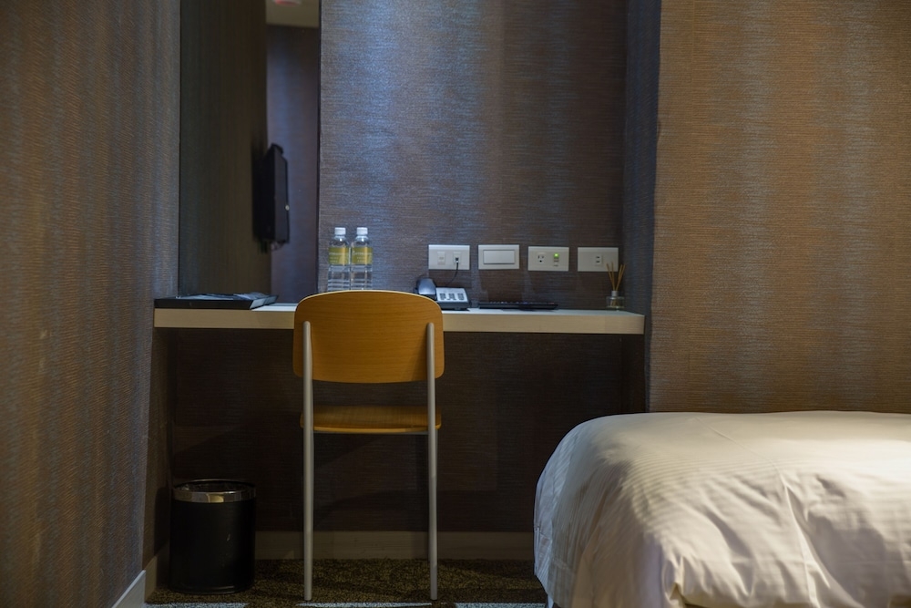 객실 내 비즈니스 센터