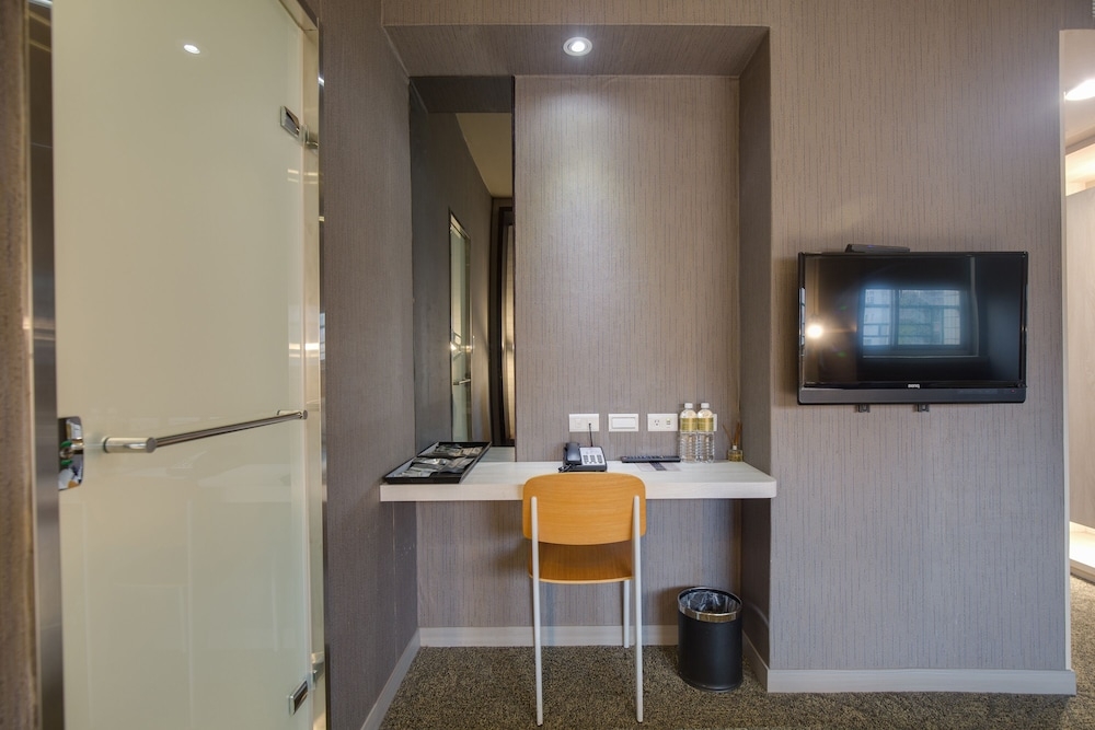 객실 내 비즈니스 센터