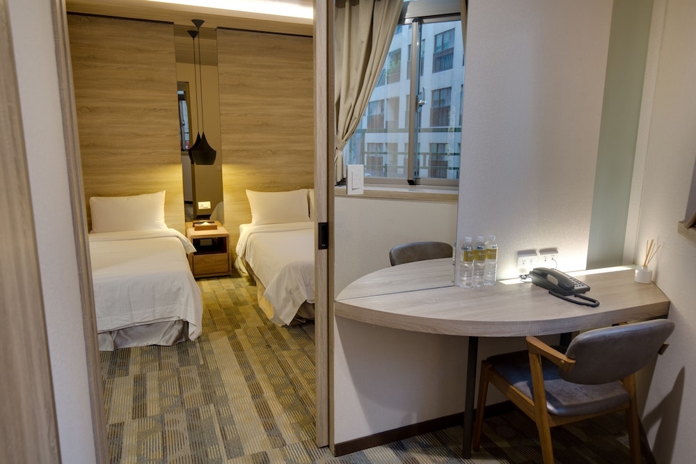 객실 내 비즈니스 센터