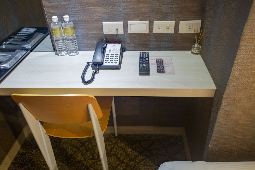 객실 내 비즈니스 센터