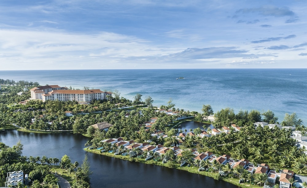 숙박 시설에서 보는 주변 전망