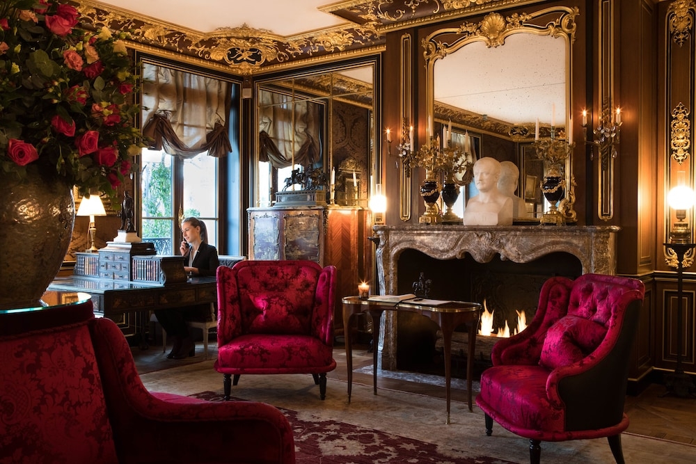 콘시어지 데스크