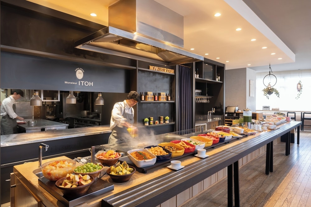 뷔페 아침 식사